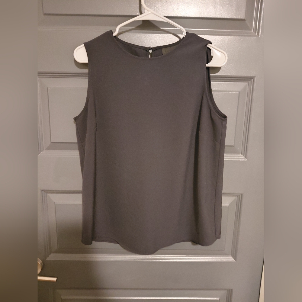 🌟 Alex Marie Navy Sleeveless Blouse Sz M